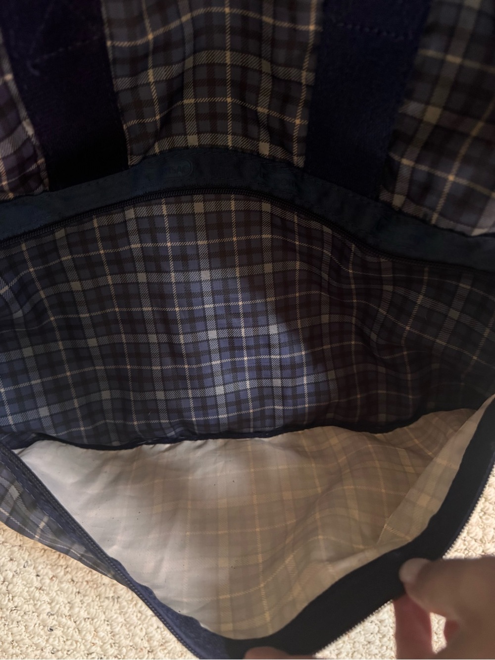 LeSportSac Blue Plaid Duffel Bag - Casual Travel Carryall 0161 - Picture 2 of 4